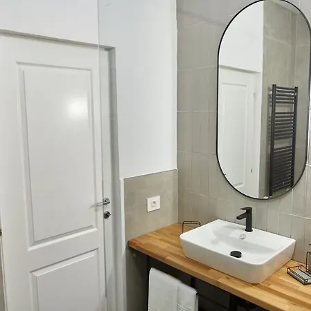 Sea La Vie Apartment