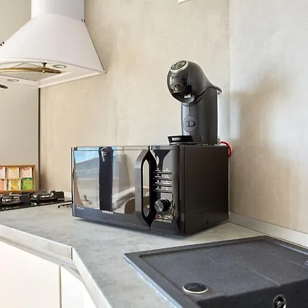 Sea La Vie Apartment *