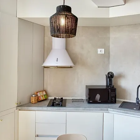 Sea La Vie Apartment *