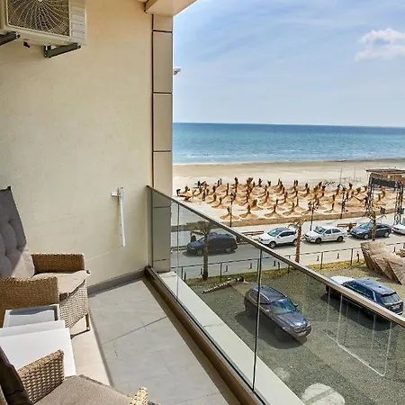 Sea La Vie * Năvodari