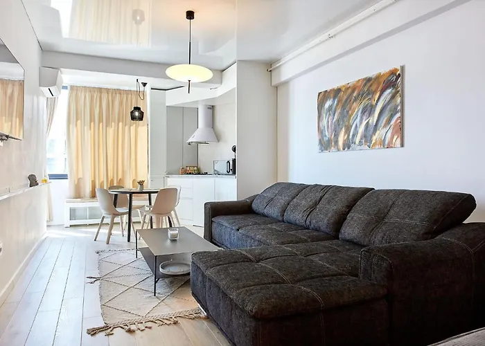 アパート Sea La Vie ナボダリ